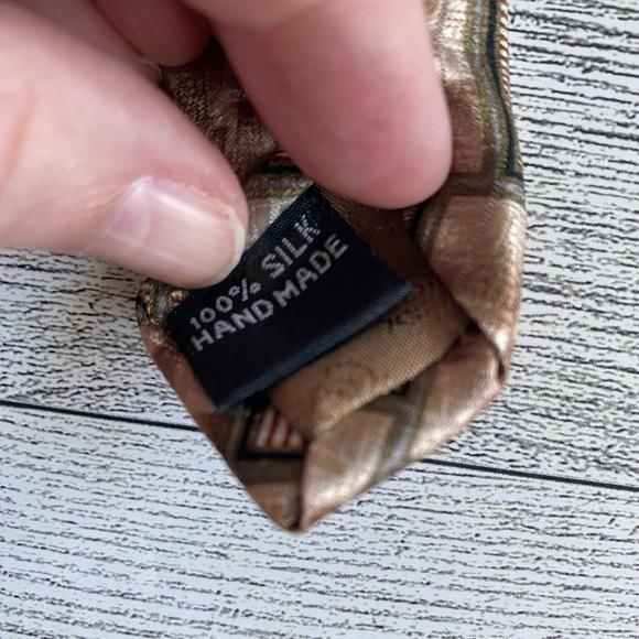 Bellini 100% Silk Handmade Men’s Tie Tan Gold Very Great Condition 59” Long - Picture 4 of 4